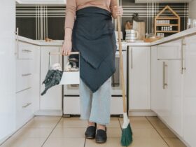 Nem ment meg, de segíthet – a házimunka szerepe a stresszcsökkentésben párkapcsolati és családi helyzetekben